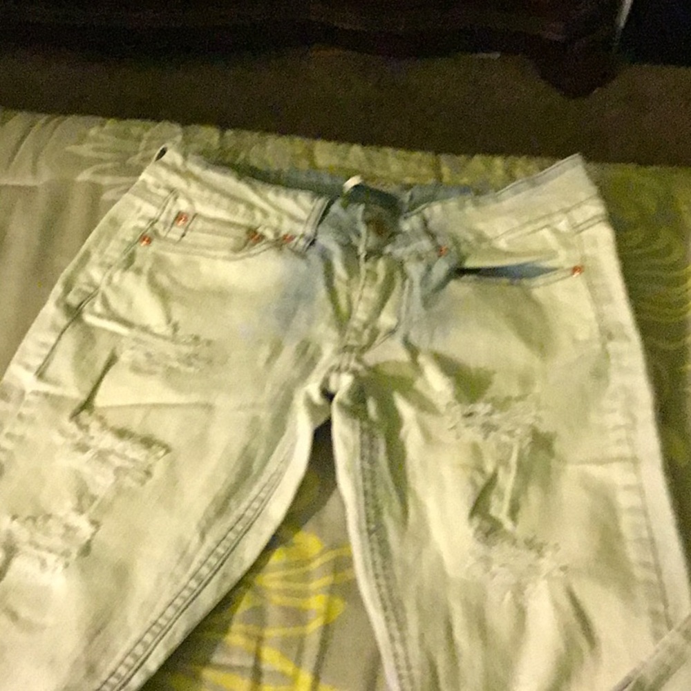 Ripped jeans